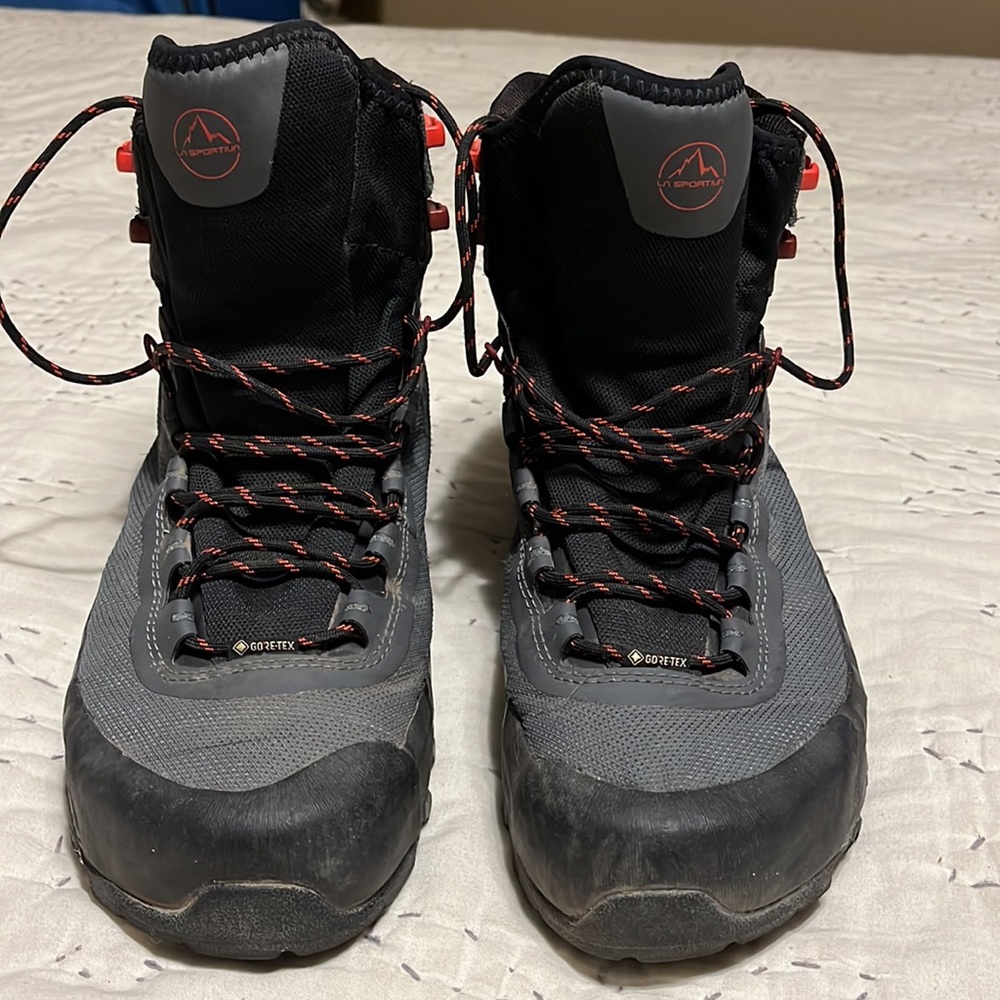 La Sportiva TXS GTX Hiking Black Boot (size 10.5)
